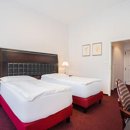 Ea Hotel Tosca Prague Exterior photo