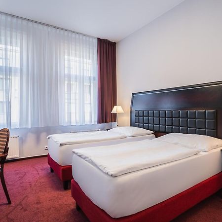 Ea Hotel Tosca Prague Exterior photo