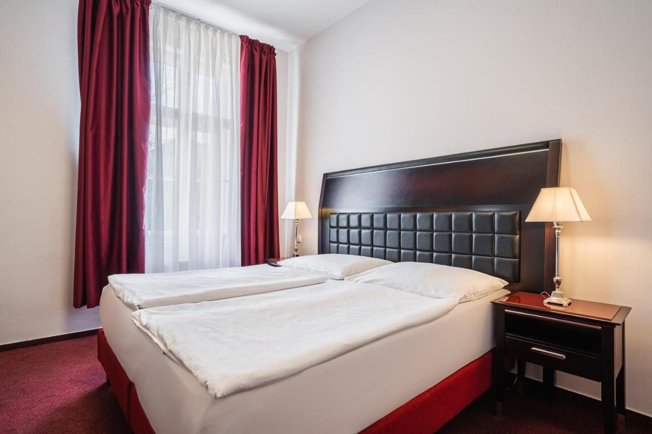 Ea Hotel Tosca Prague Exterior photo