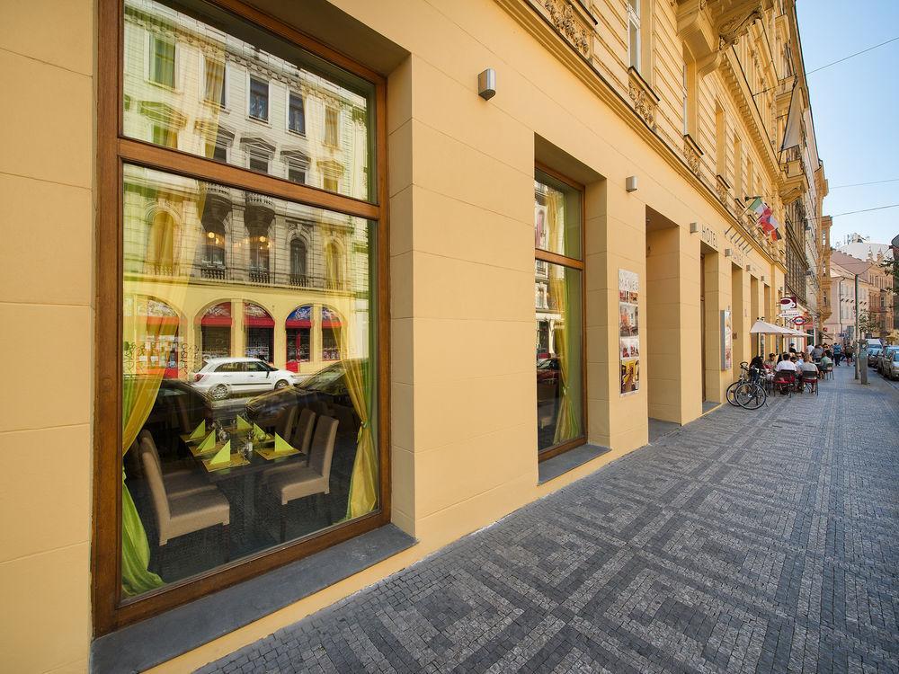 Ea Hotel Tosca Prague Exterior photo