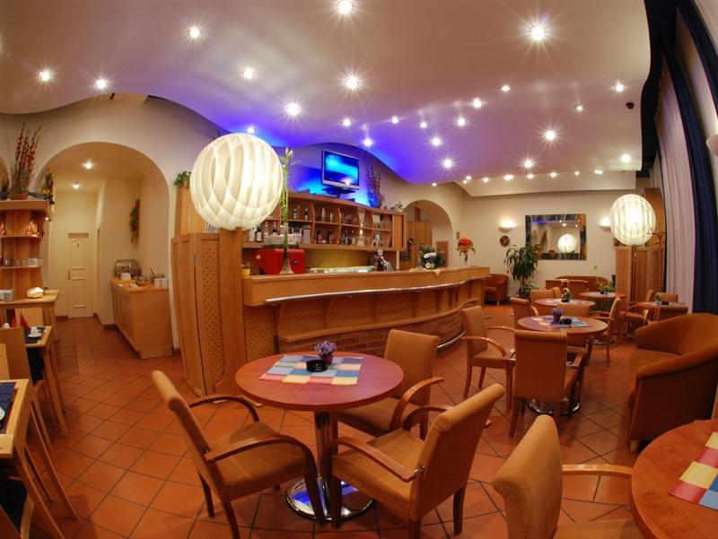 Ea Hotel Tosca Prague Exterior photo