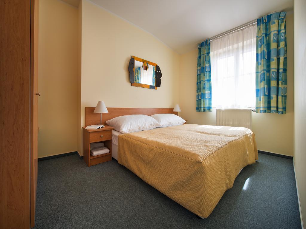 Ea Hotel Tosca Prague Exterior photo