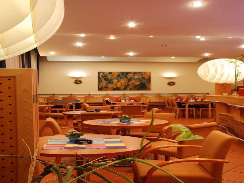 Ea Hotel Tosca Prague Exterior photo